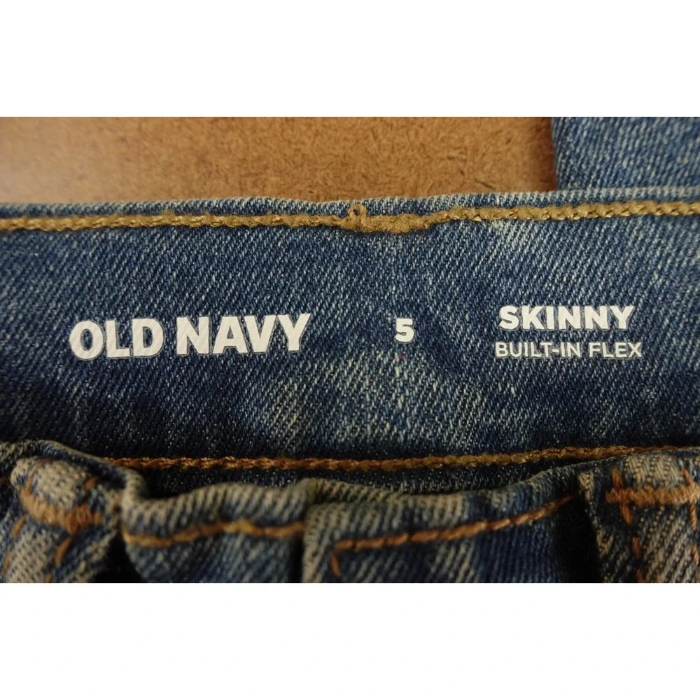 Old Navy Boys Size 5 Medium Wash Denim Built-In Flex Skinny Jeans NWT